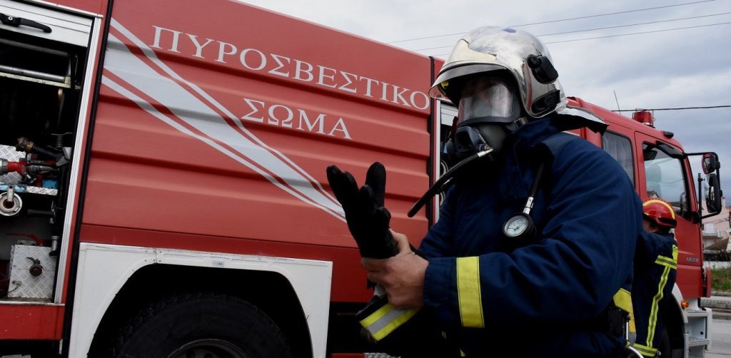 Πύρινο θρίλερ στην Κορινθία: Το σύστημα εξαερισμού προκάλεσε φωτιά σε εργοστάσιο