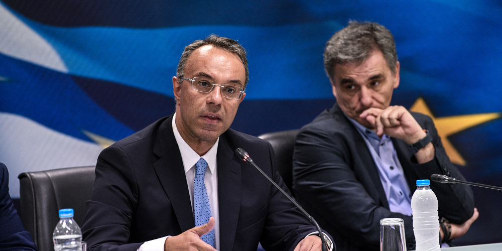 Παράδοση-παραλαβή στο ΥΠΟΙΚ – X.Σταϊκούρας: «Επιδίωξη είναι η υψηλή και διατηρήσιμη ανάπτυξη» (βίντεο)