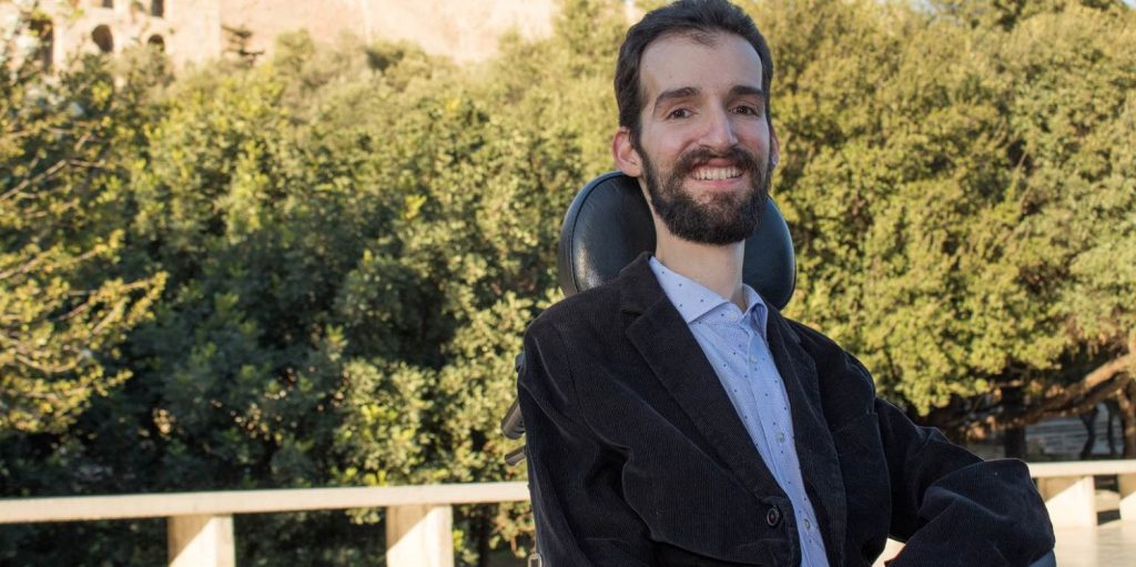 Με ένα συγκινητικό και συμβολικό ποίημα γιόρτασε ο Σ.Κυμπουρόπουλος τα γενέθλιά του