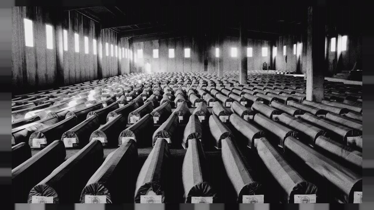 Η σφαγή στη Σρεμπρένιτσα: 24 χρόνια από το φρικτό έγκλημα πολέμου που συγκλόνισε τον κόσμο