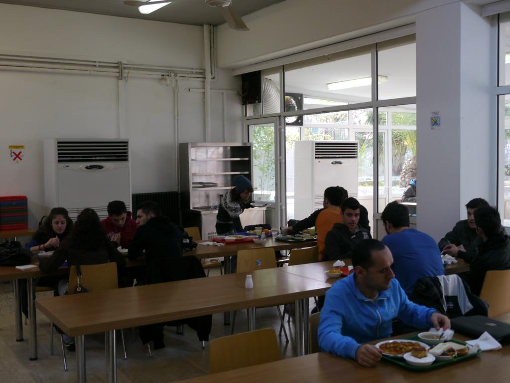 Έρευνα: Τα αγόρια παχαίνουν περισσότερο από τα κορίτσια στις σπουδές