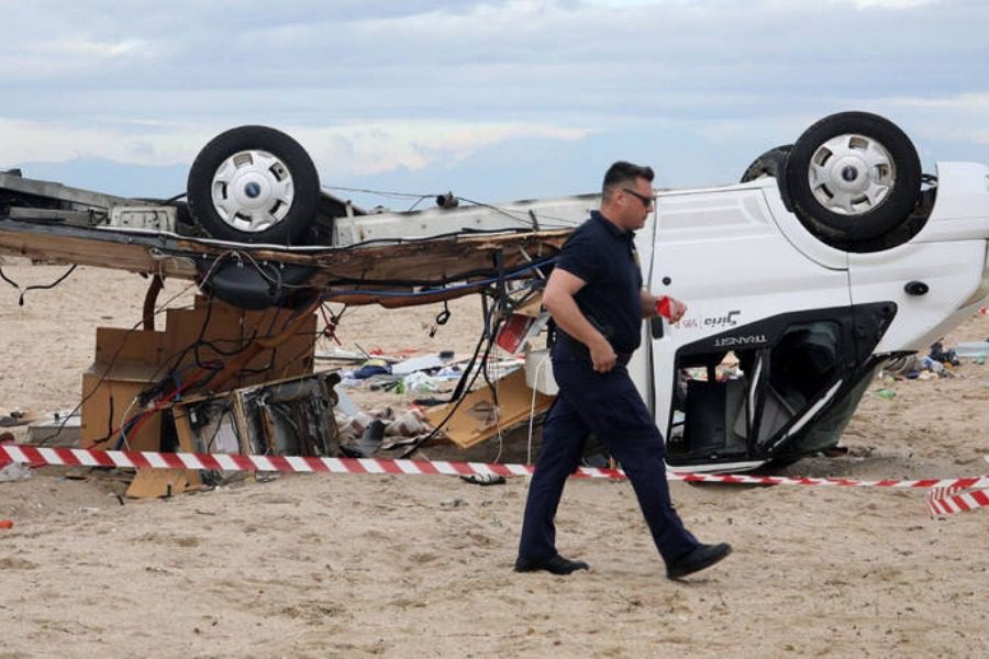 Φονική κακοκαιρία: Γιατί ο αέρας σήκωσε το τροχόσπιτο