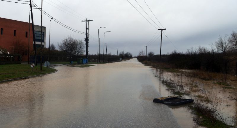 Ανοιχτοί οι δρόμοι στη Χαλκιδική – Τι δηλώνει η Πυροσβεστική (βίντεο)