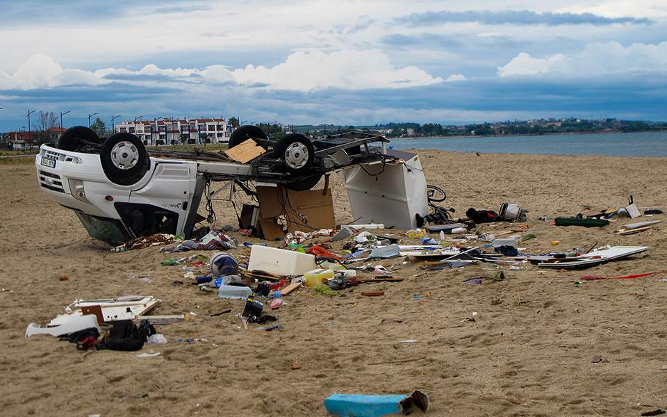 Χαλκιδική: Η ανακοίνωση του Λιμενικού για το πώς βρήκαν τους νεκρούς στο τροχόσπιτο