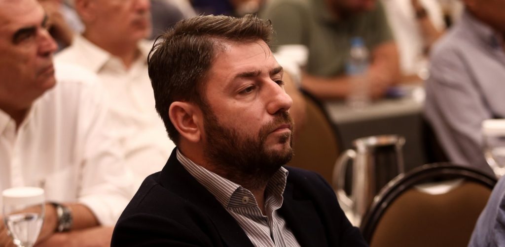 Ανδρουλάκης κατά Γεννηματά: «Το περί Δούρειων Ίππων δεν με αφορά»