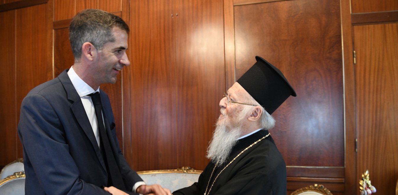 Στο Φανάρι ο Κώστας Μπακογιάννης για συνάντηση με τον Οικουμενικό Πατριάρχη Βαρθολομαίο.