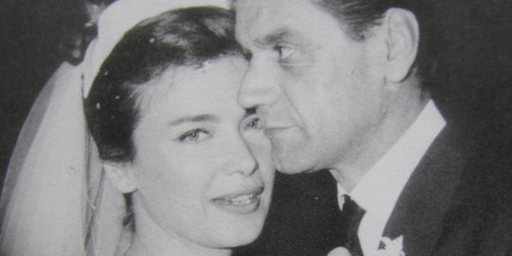 Τζένη Καρέζη- Ζάχος Χατζηφωτίου : Η σπάνια φωτογραφία από τη γαμήλια δεξίωση (φωτο)