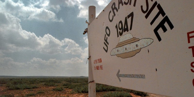 Συμβάν του Ρόσγουελ: Oι θεωρίες συνωμοσίας και η αλήθεια πίσω από τη διασημότερη ιστορία UFO