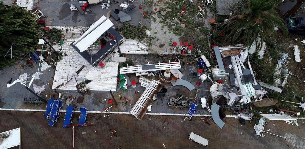 Σε ετοιμότητα στην Χαλκιδική για το νέο κύμα κακοκαιρίας – Ανοιχτά τα μαγαζιά αλλά χωρίς πελάτες