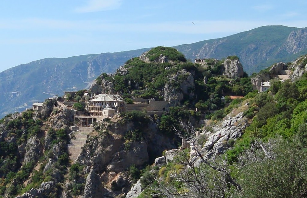 Τους έδιωξε η Παναγία – Ένα θαύμα στα Κατουνάκια