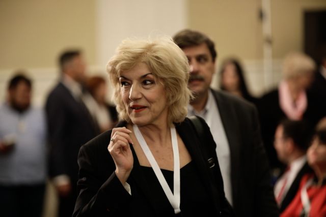 Συνεχίζεται το «τρολάρισμα» για τις κατσαρίδες – «Την μία φωλιά την έβαλα εγώ»