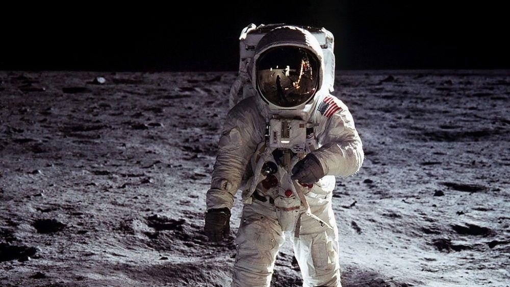 Bιντεο: Η εκτόξευση του Apollo 11 ξανά σε ζωντανή μετάδοση 50 χρόνια μετά