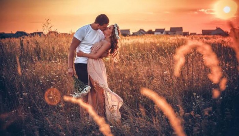 Ευτυχισμένα ζευγάρια: Ποια είναι η μυστική συνταγή της επιτυχίας;