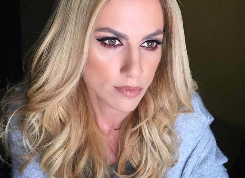 Ντορέττα Παπαδημητρίου: Την πήρε ο ύπνος και έγειρε στα γυρίσματα της σειράς που πρωταγωνιστεί