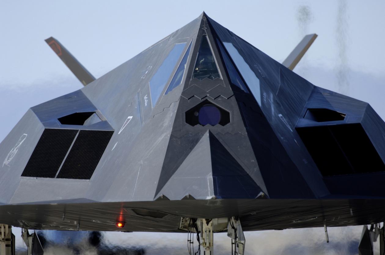 F-117: Οι παλαίμαχοι των stealth πετούν ακόμη στη Νεβάδα