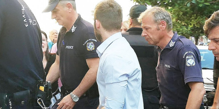 Στο σπίτι του στη Ζάκυνθο ο πατροκτόνος – Τι δηλώνει ο ίδιος και η οικογένειά του