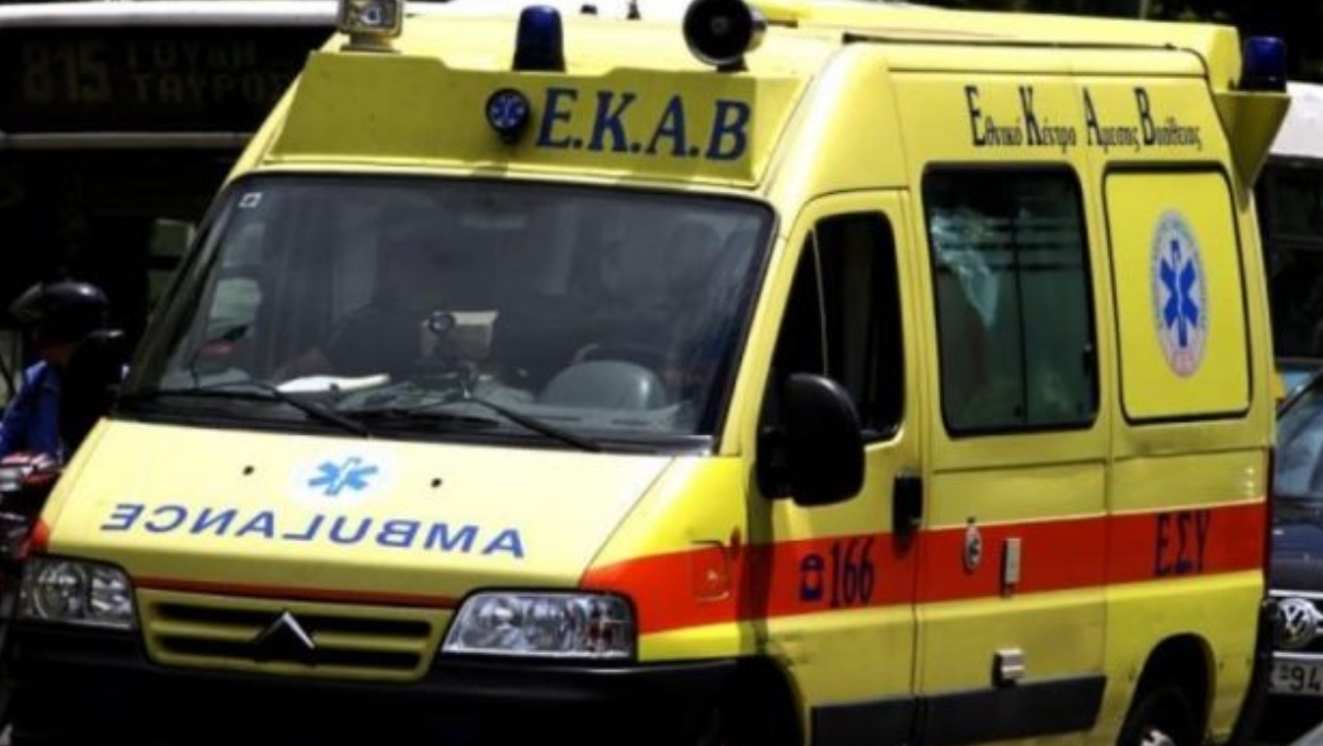 Στην εντατική η 53χρονη που δέχθηκε επίθεση με τσεκούρι από τον άντρα της στη Θεσσαλονίκη