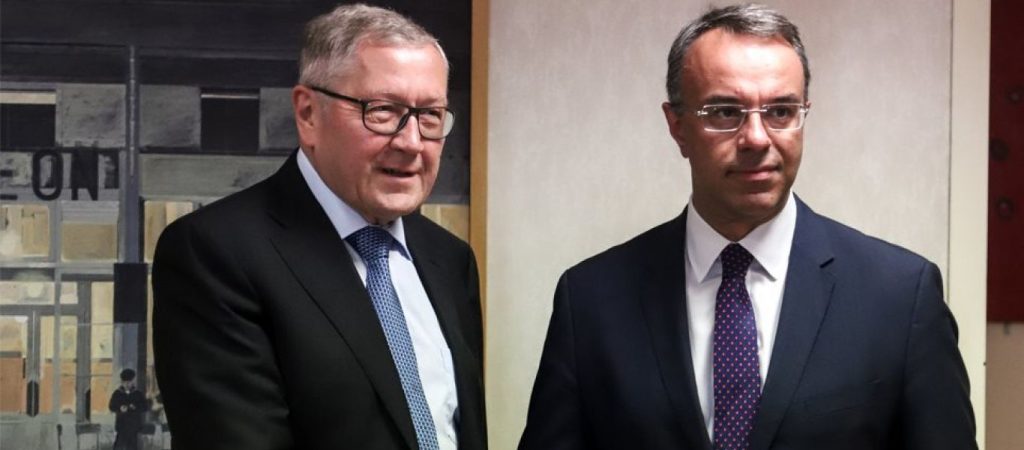«Διπλά μηνύματα» από δανειστές για τις μειώσεις φόρων και ΕΝΦΙΑ