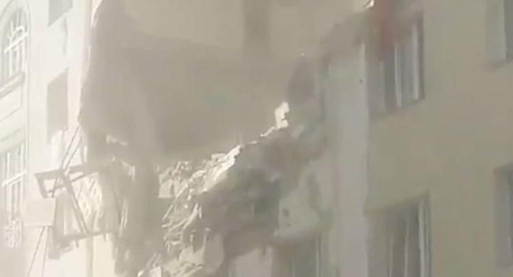 Κατέρρευσαν δύο παλιές κατοικίες σε Πετράλωνα και Δραπετσώνα