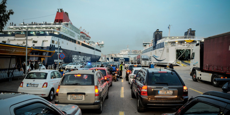 Αλλάζουν τα δρομολόγια των πλοίων λόγω μποτιλιαρίσματος