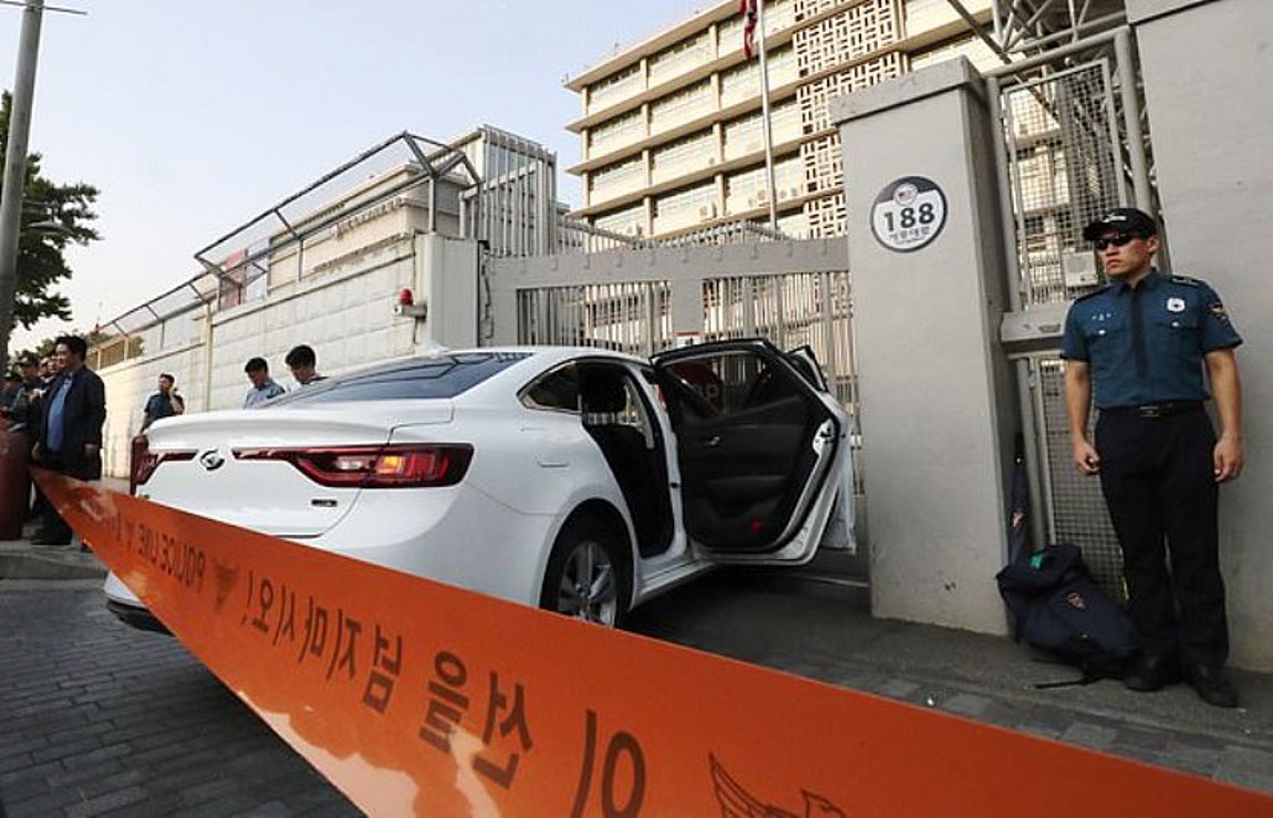 Νοτιοκορεάτης αυτοπυρπολήθηκε μπροστά στην πρεσβεία της Ιαπωνίας στη Σεούλ – Μισούσε την Ιαπωνία