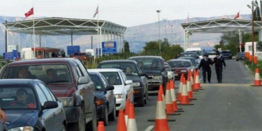 Κύπρος: Εκατοντάδες ελληνοκύπριοι στα κατεχόμενα για… ψώνια ανήμερα της «μαύρης» επετείου