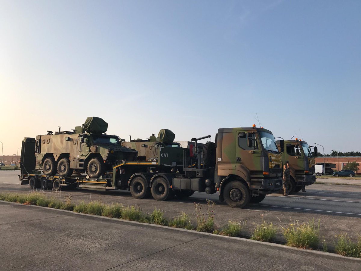 Griffon: Τα νέο τροχοφόρα ΤΟΜΠ του γαλλικού Στρατού στην στρατιωτική παρέλαση του Βελγίου