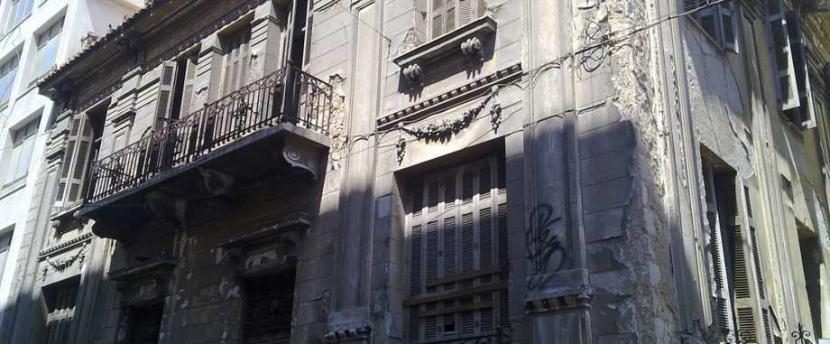 Δ. Αθηναίων: Κατεδαφίζονται 13 εγκαταλειμμένα κτήρια – Δεν θα λειτουργήσουν 3 σταθμοί