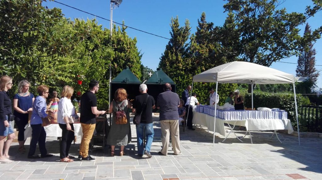 Μάτι: Μνημόσυνο ενός χρόνου για τα 102 θύματα – Εκδηλώσεις μνήμης σε Ραφήνα, Νέα Μάκρη, Βουτζά (φωτο)