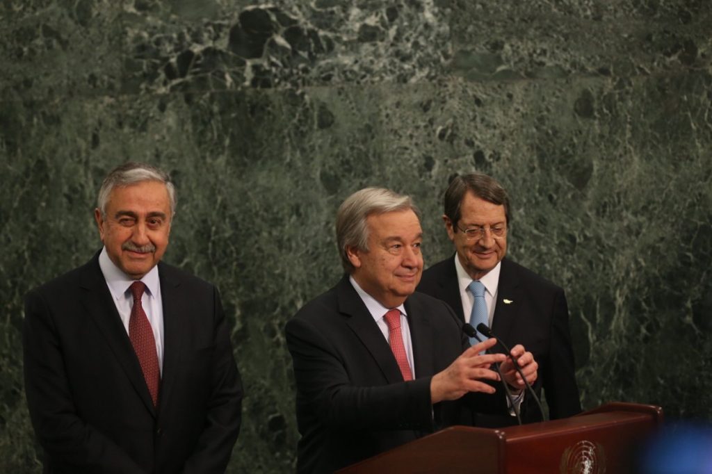 Αυτά θα ζητήσει η Τουρκία στη νέα Πενταμερή: Πάγωμα γεωτρήσεων και συνομοσπονδία ή δύο κράτη