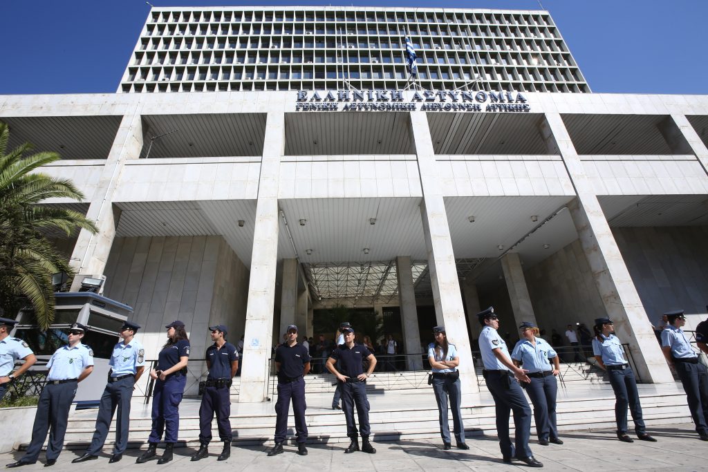 Συνελήφθη το ηγετικό στέλεχος του Ρουβίκωνα Γ. Καλαϊτζίδης – Ποινική δίωξη σε ακόμη δύο μέλη της οργάνωσης (upd)