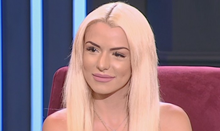 Ξέσπασε η Στέλλα Μιζεράκη: «Γιατί ασχολείστε με τη ζωή των άλλων όταν δεν σας ενοχλούν;» (βίντεο)