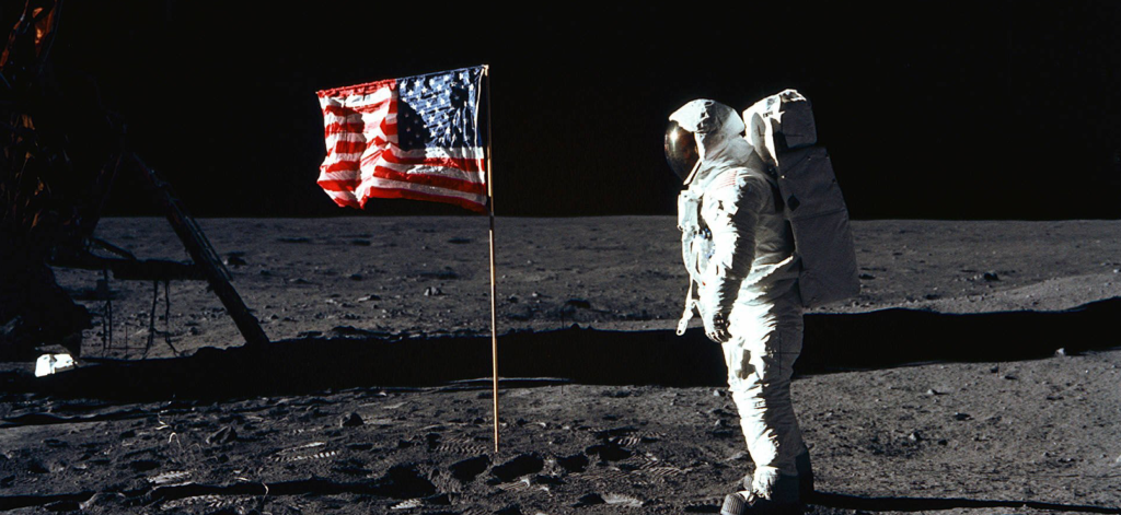 10 “διαστημικές” τεχνολογίες στα αυτοκίνητα της Nissan 50 χρόνια από την πρώτη προσελήνωση