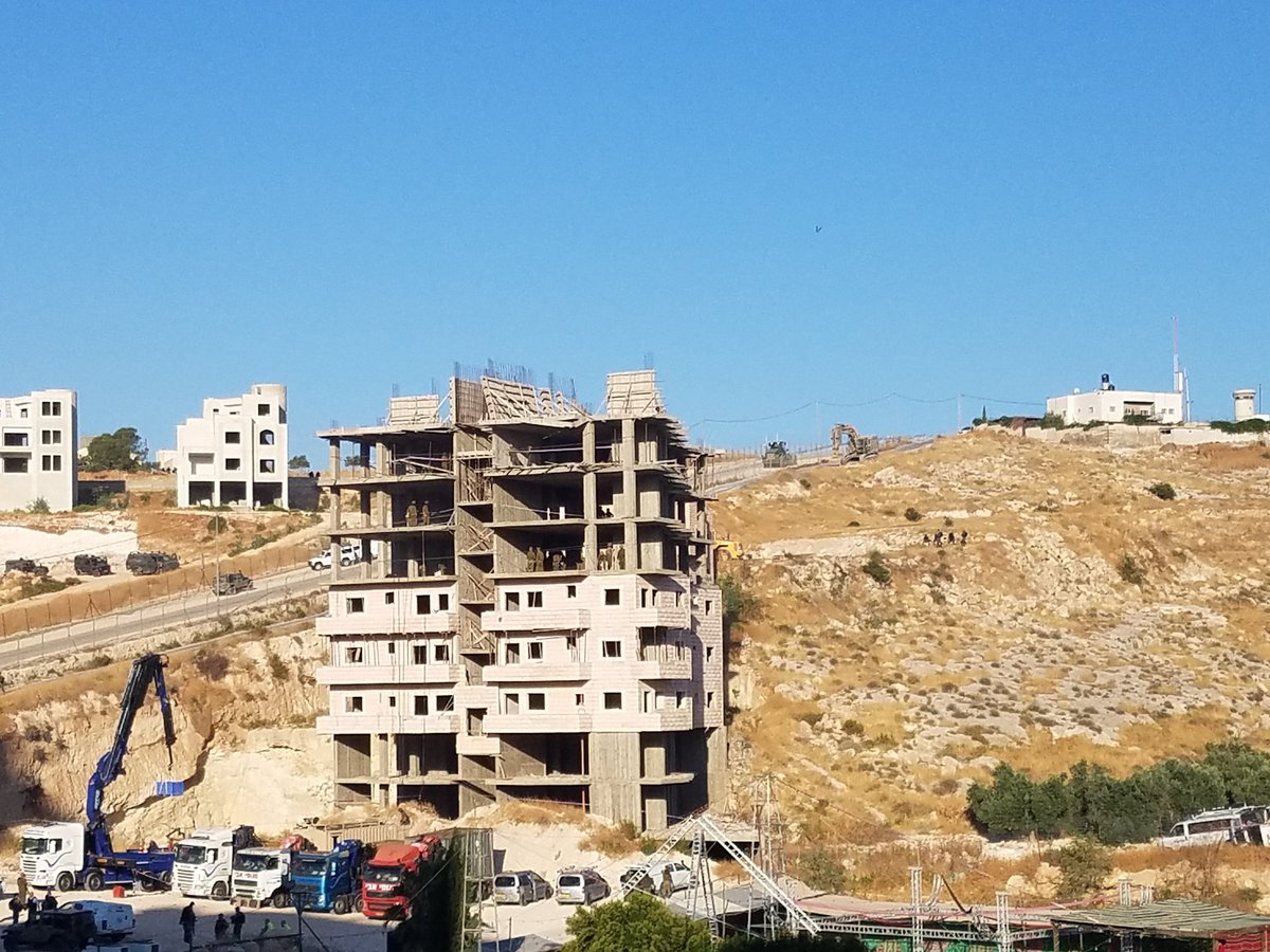 Το Ισραήλ κατεδαφίζει σπίτια Παλαιστινίων στα όρια Ανατολικής Ιερουσαλήμ (φωτο-βίντεο)
