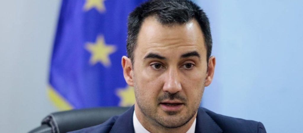 Βρισκόμαστε αντιμέτωποι με ένα άλμα προς τα πίσω λέει ο εκπρόσωπος Τύπου του ΣΥΡΙΖΑ, Α. Χαρίτσης