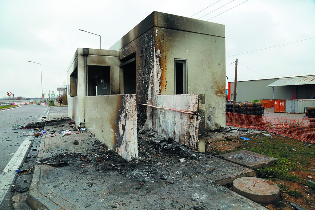 Τραγική σύμπτωση: Δύο παιδιά, γόνοι επιχειρηματιών στον χώρο του παιχνιδού χάθηκαν με αυτοκίνητα…