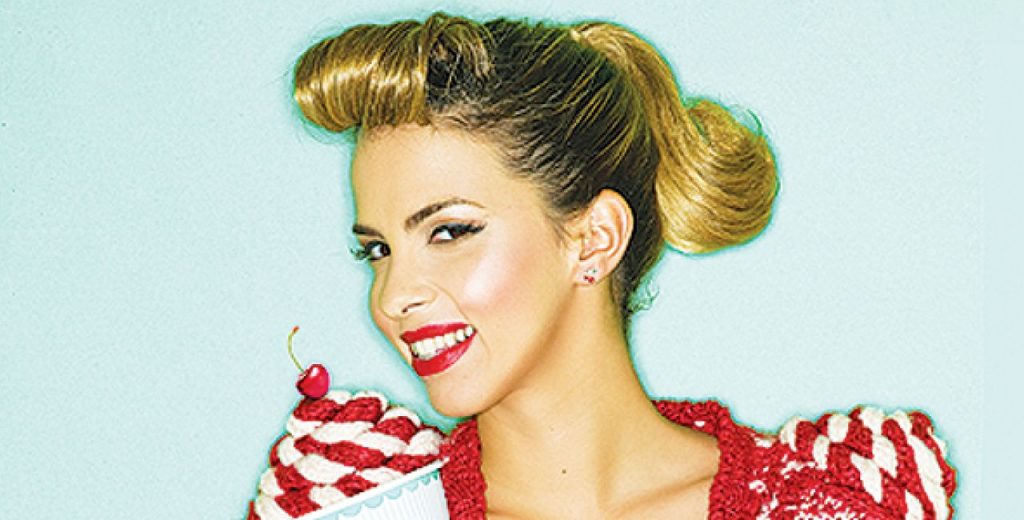 Τζένη Μελιτά: Ανεβάζει τη θερμοκρασία στα ύψη με το καλλίγραμμο κορμί της (φωτο)