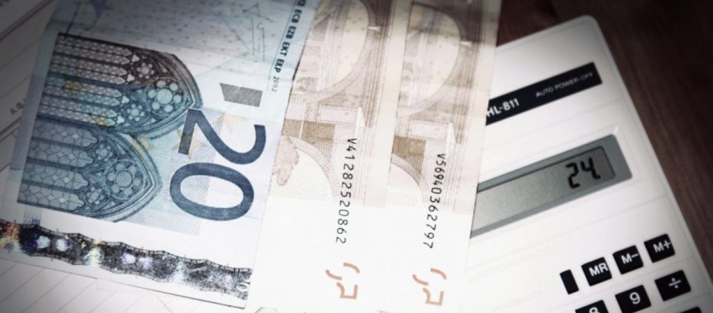 120 δόσεις: «Κούρεμα» χρέους μέσω μείωσης του επιτοκίου σε 3%