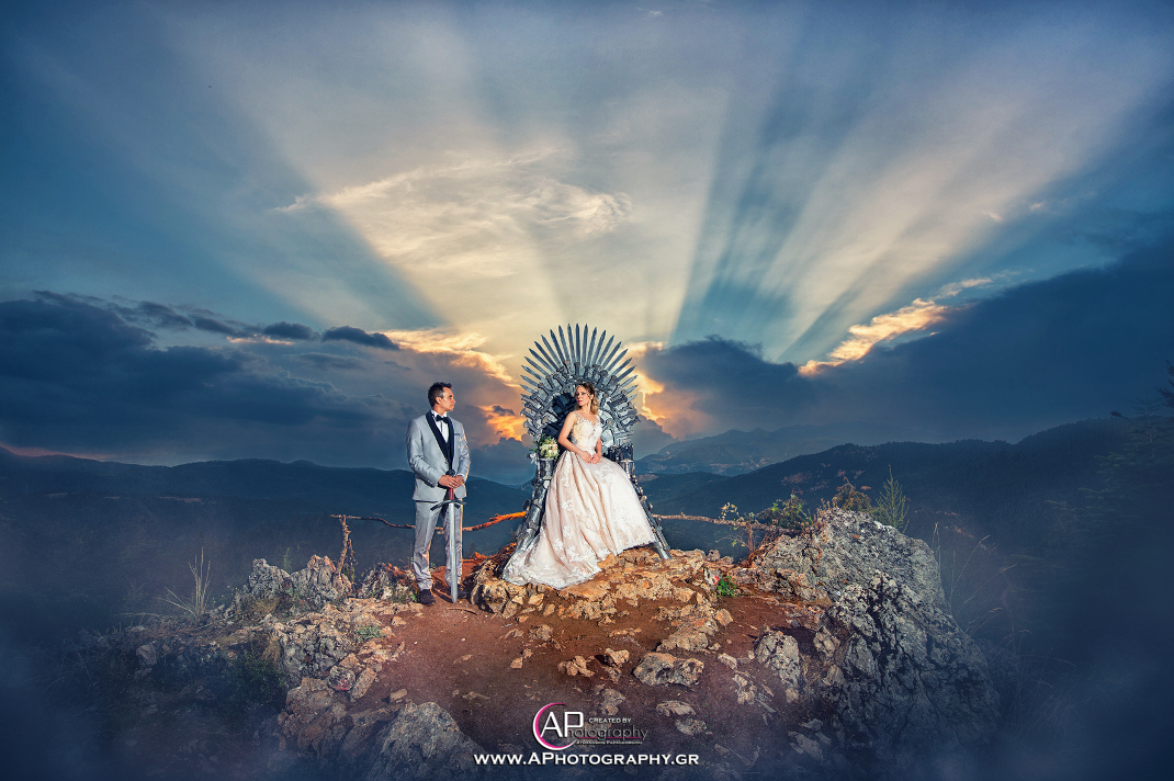 Γάμος αλα «Game of Thrones»: Τα είχε όλα, πεζοπορία, ορειβασία αλλά και θρόνο…