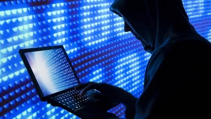 Πώς οι χάκερς κλέβουν τους κωδικούς σας; Πως να προστατευτείτε;