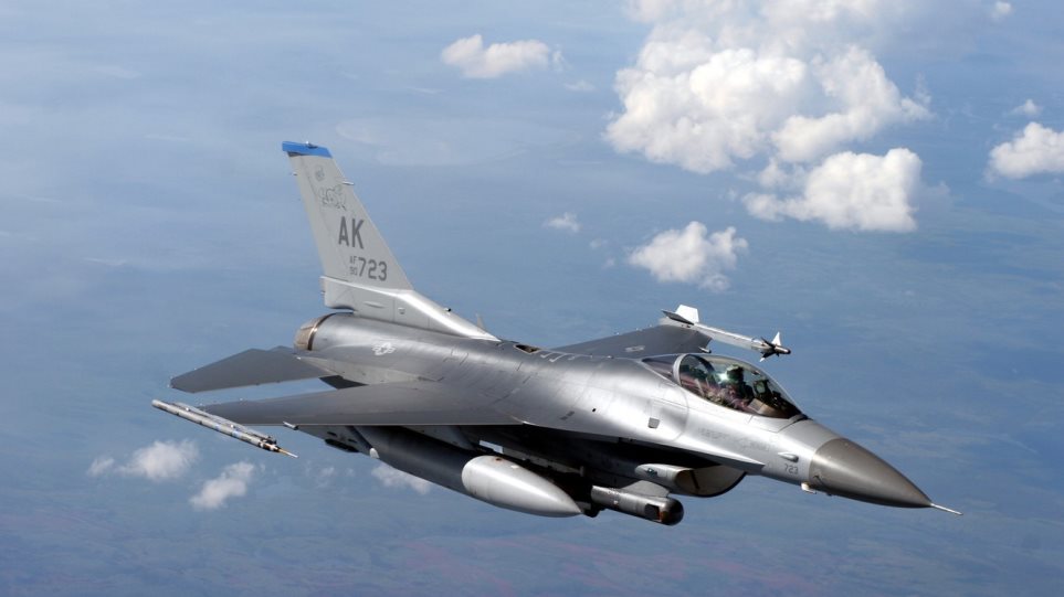 Βουλγαρία: «Πράσινο φως» για την αγορά οκτώ μαχητικών F-16