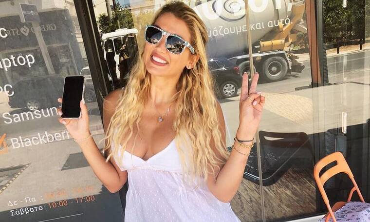 Κωνσταντίνα Σπυροπούλου: Μας δείχνει το φόντο του κινητού της – Τι φωτογραφία έχει βάλει; (φωτο)