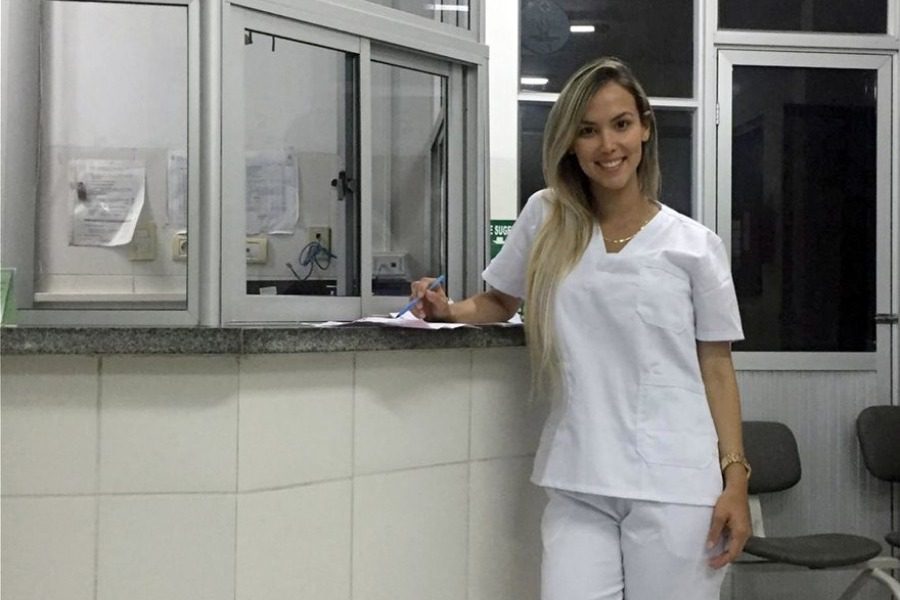 Rayane Laura: Δείτε την γιατρό που κατεβαίνει σε καλλιστεία… «πίσω κίνησης» – Ίσως χρειαστείτε γιατρό…