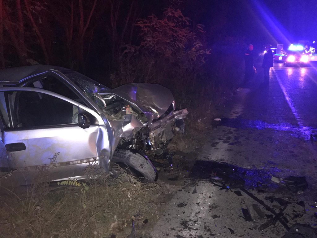 ΕΚΤΑΚΤΟ: Τριπλή καραμπόλα στην εθνική οδό – Εγκλωβισμένα άτομα