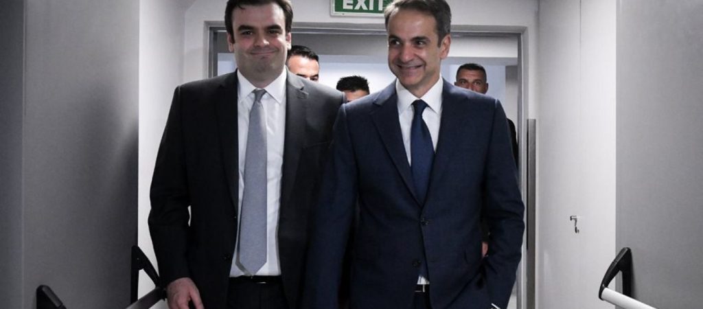 Το νομοσχέδιο για τον ψηφιακό μετασχηματισμό καταργεί ουρές και σφραγίδες