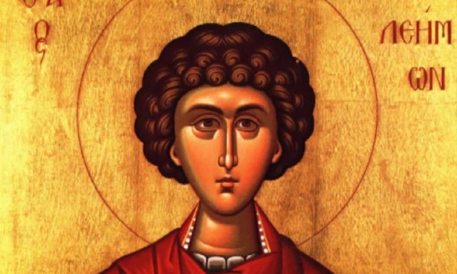 Γιατί λένε «κουτσοί στραβοί στον Άγιο Παντελεήμονα»;