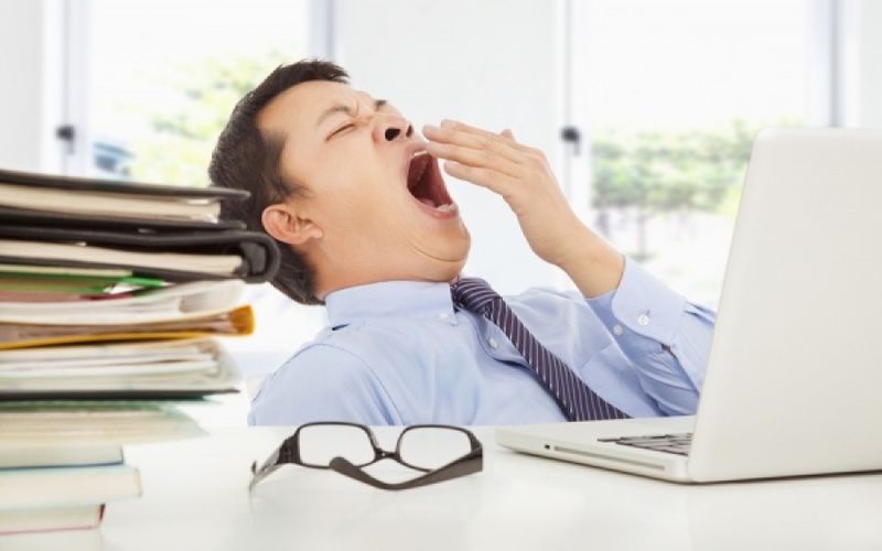 Σας λείπει ύπνος; Κάντε το τεστ με το κουτάλι! (βίντεο)