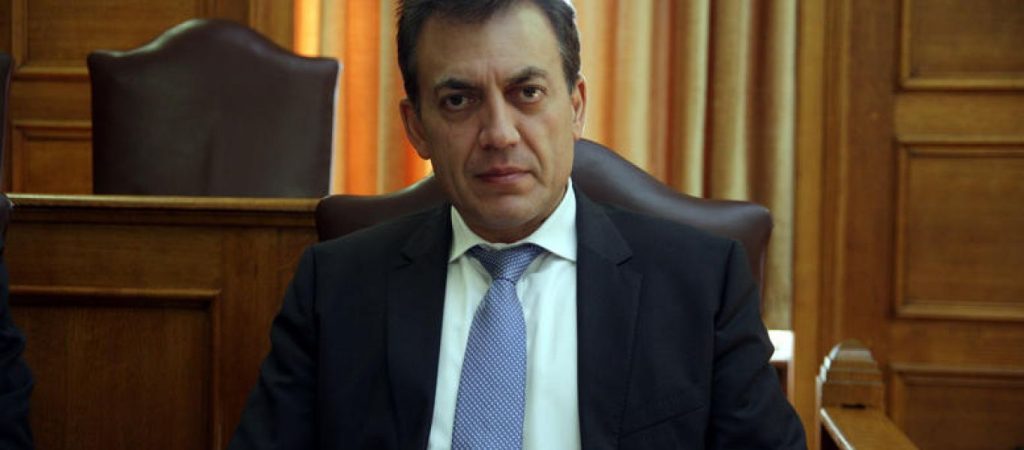 Γιάννης Βρούτσης: «Βρήκα απόφαση για έκδοση σύνταξης 23.900 ευρώ» – Τι απαντά ο ΣΥΡΙΖΑ