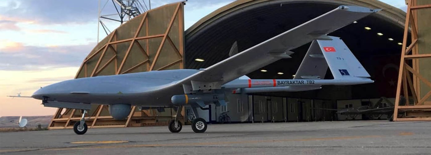 Αυτή είναι η νέα απειλή: Τουρκικά UAV TB.2 κατέστρεψαν μεταφορικά Il-76 στη Λιβύη με βλήματα L-UMTAS