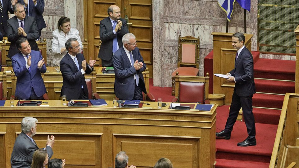 «Πυρετός» στη Βουλή: Ψηφίζονται τρια νομοσχέδια σε 10 ημέρες